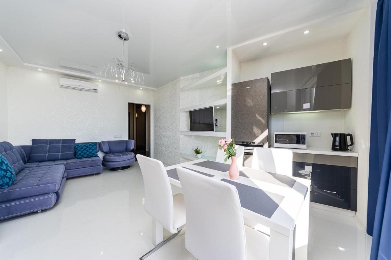 Fashionable Panoramic Apartments Dnieper. Obolon Kiev Extérieur photo