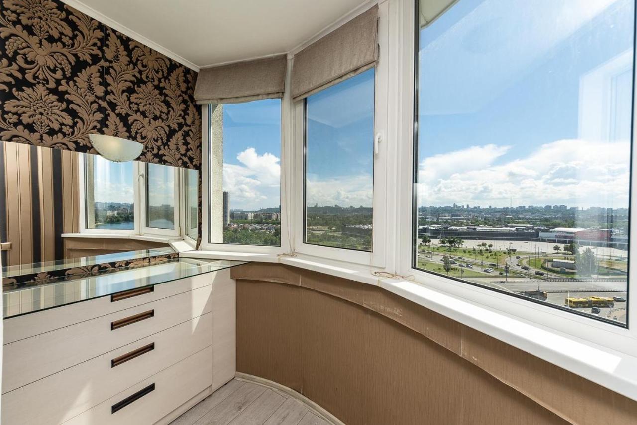 Fashionable Panoramic Apartments Dnieper. Obolon Kiev Extérieur photo