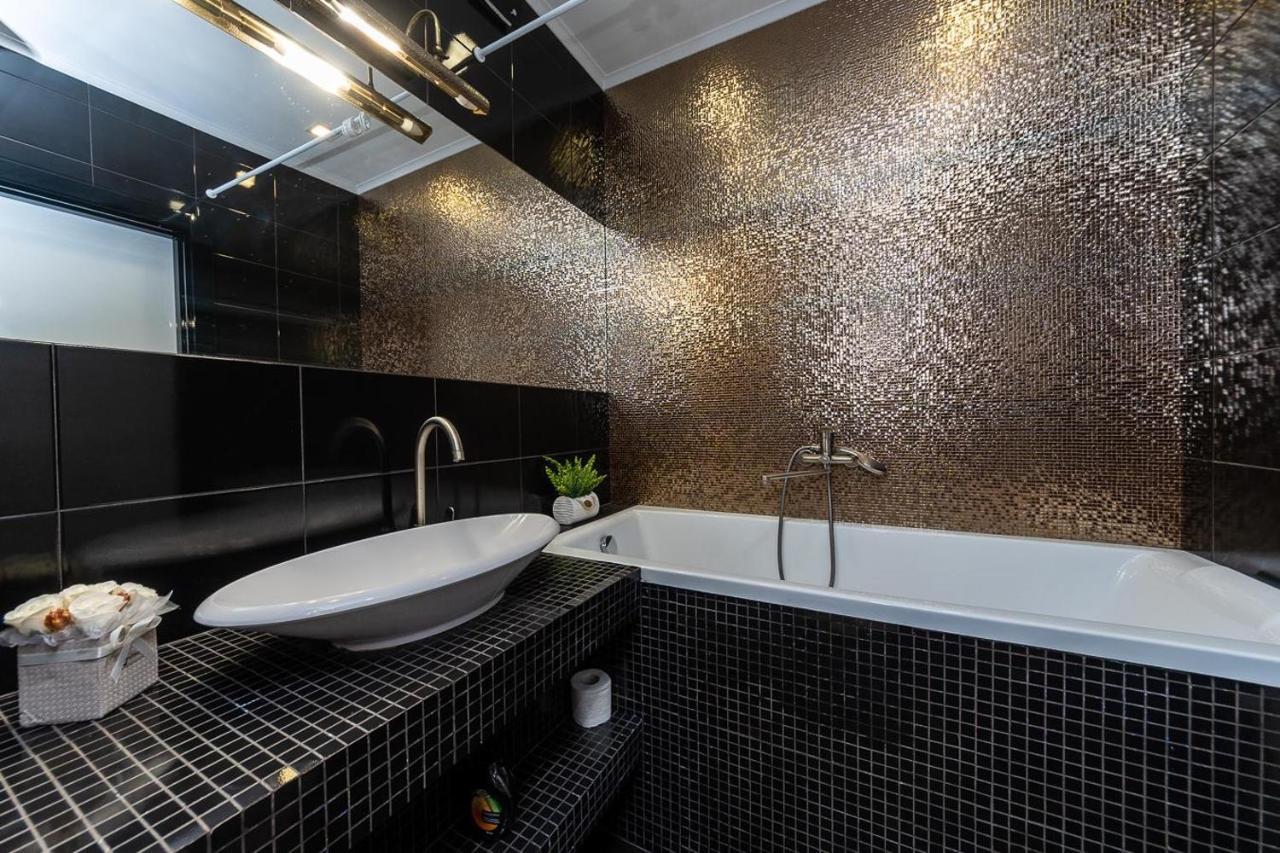 Fashionable Panoramic Apartments Dnieper. Obolon Kiev Extérieur photo