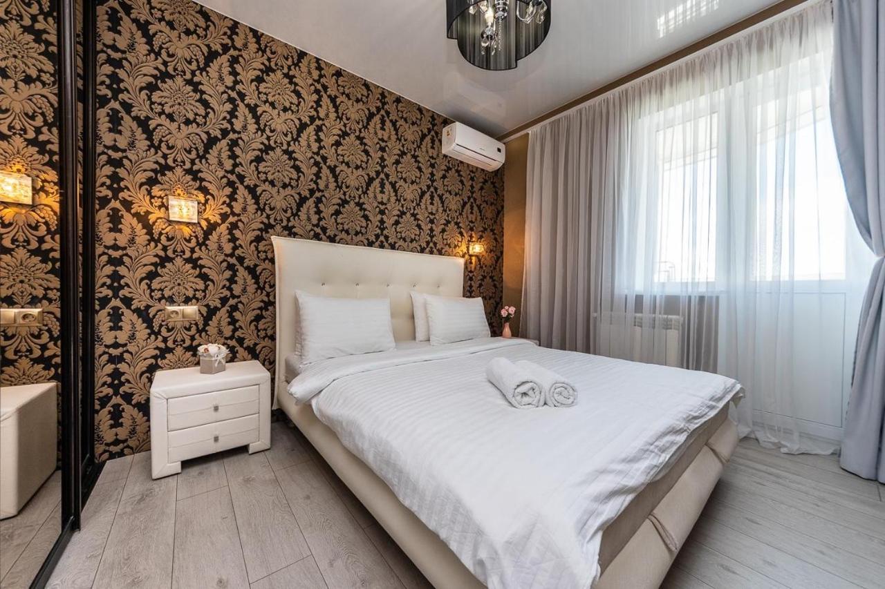 Fashionable Panoramic Apartments Dnieper. Obolon Kiev Extérieur photo
