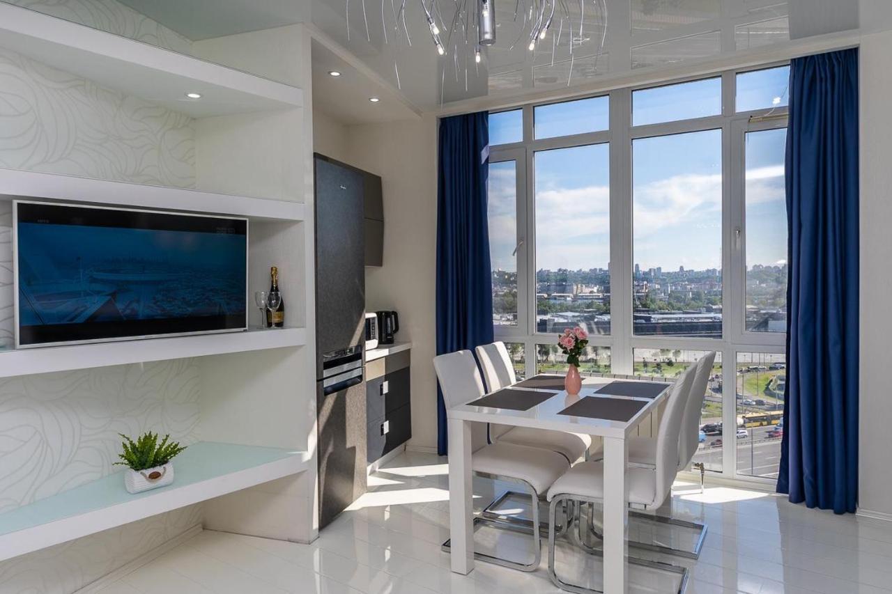 Fashionable Panoramic Apartments Dnieper. Obolon Kiev Extérieur photo